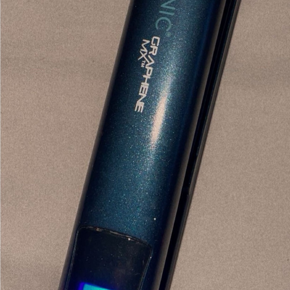 Bio Ionic Graphene MX Styling Iron